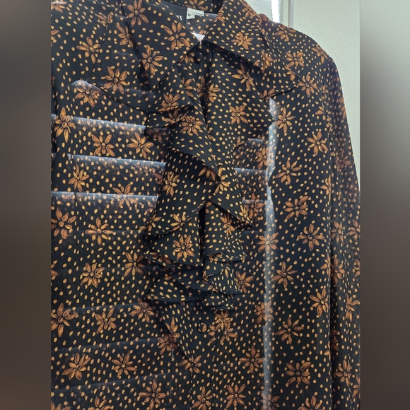 Oui Petites Womens Sheer Blouse with Brown Floral Design EUC size 6 - Picture 3 of 12